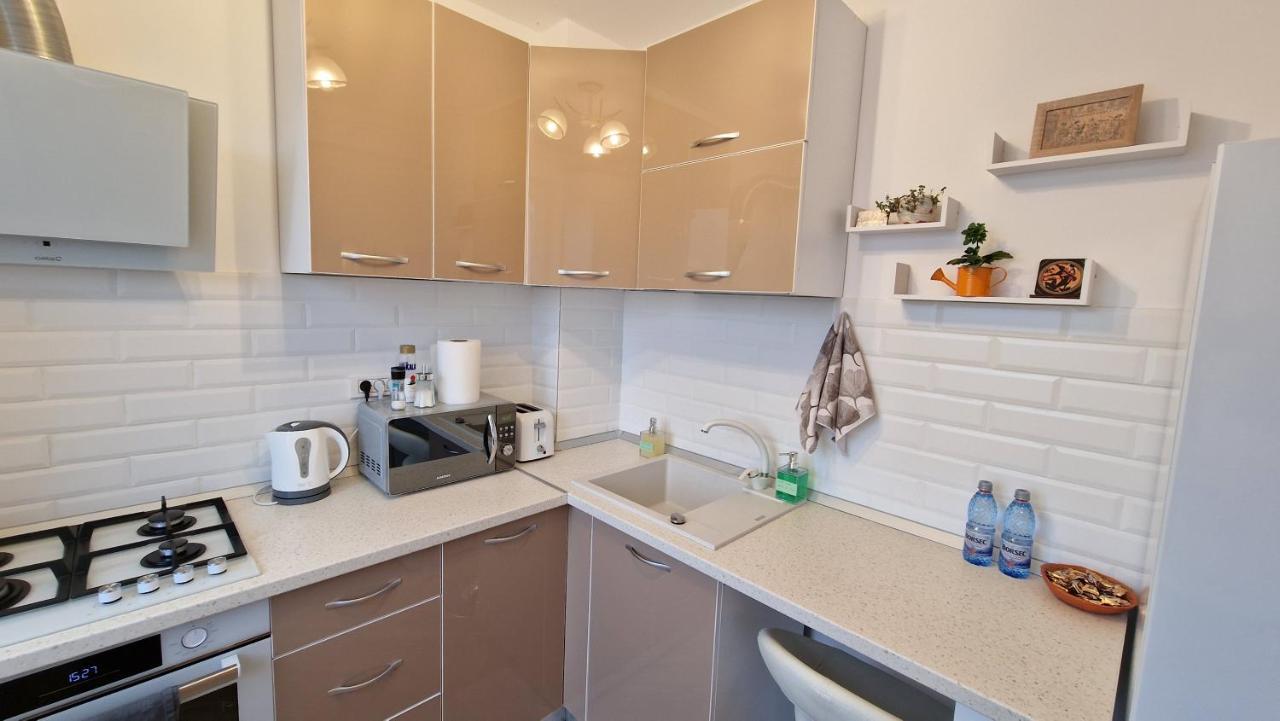Domus Magistrae Lägenhet Bukarest Exteriör bild